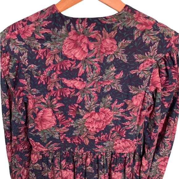 Vintage 1990s Laura Ashley Dress floral dress - 1 owner - Picture 8 of 11